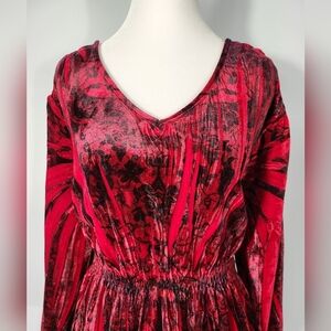 Cato Elegant Red and Black Floral Velvet Blouse Size 18/20W